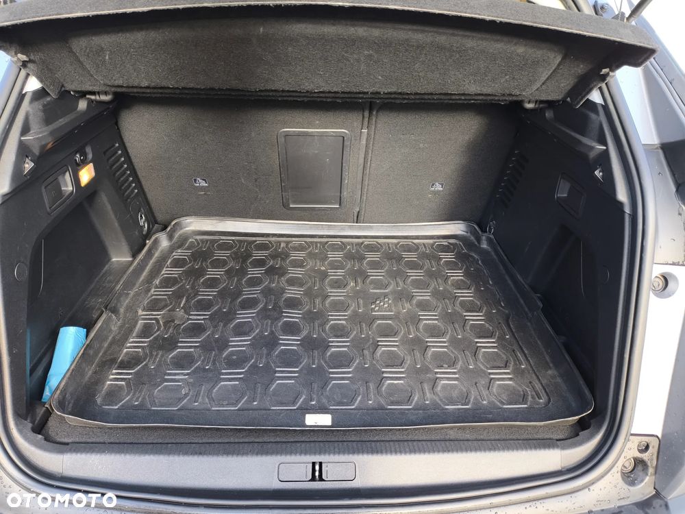 Peugeot 3008 - 13