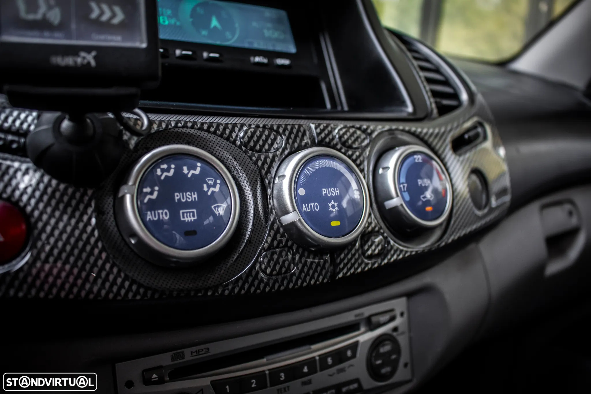 Mitsubishi L200 - 24