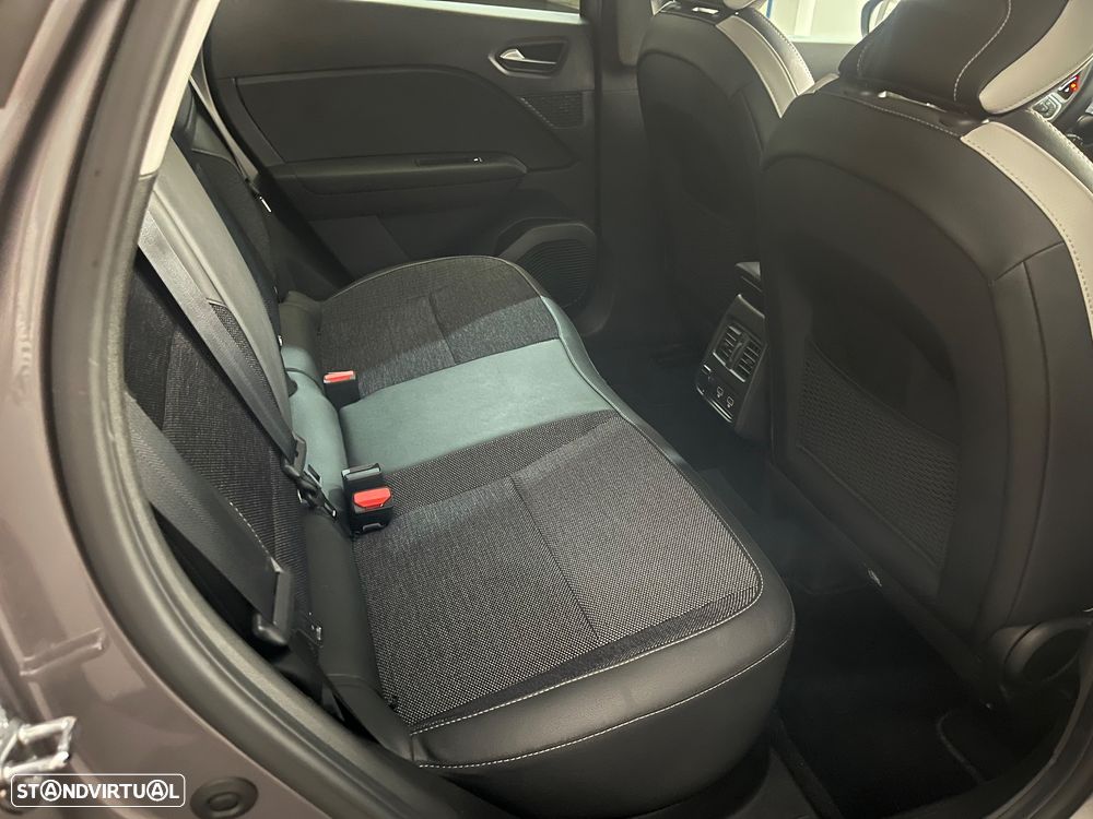 Renault Captur 1.0 TCe Techno - 27