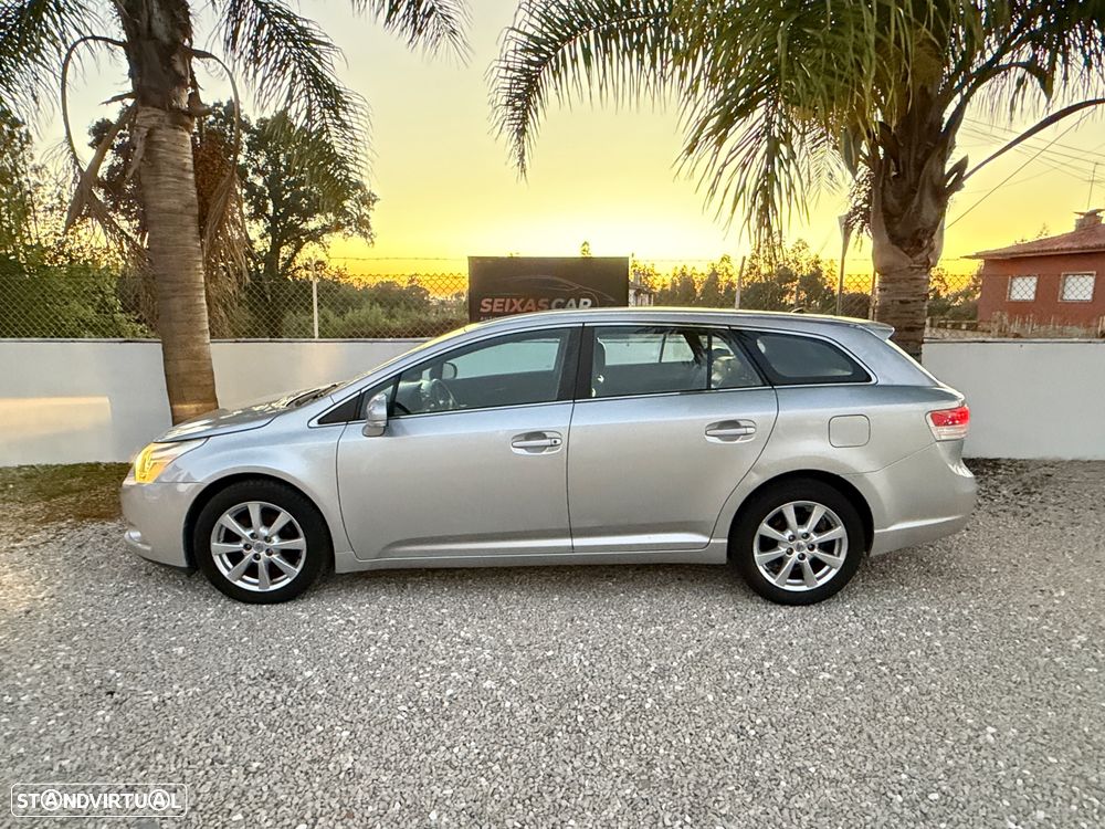 Toyota Avensis - 9