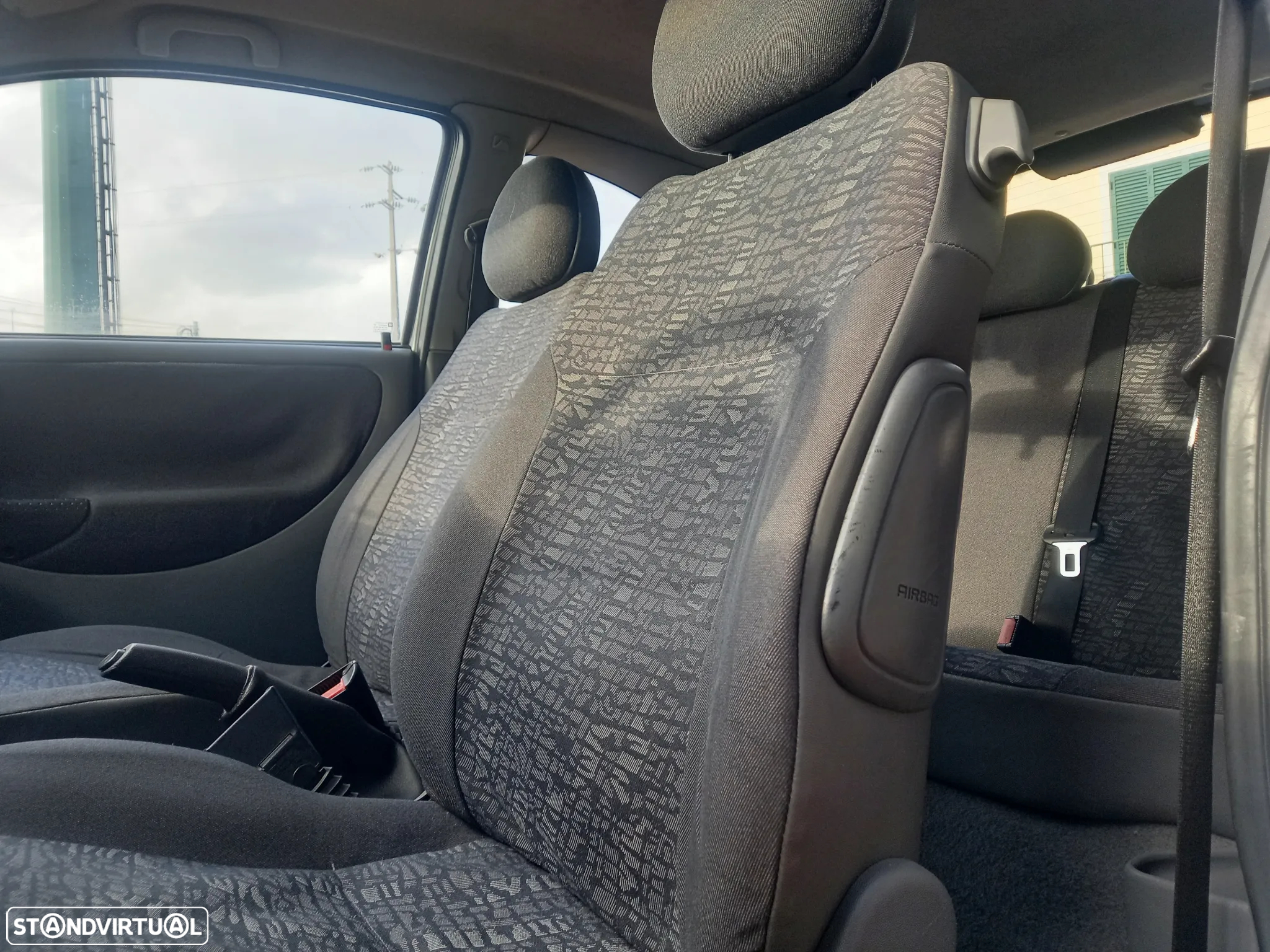 Opel Corsa 1.2 16V Confort - 12
