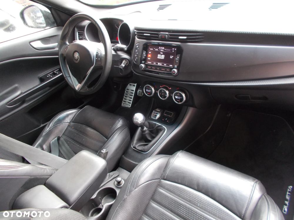 Alfa Romeo Giulietta 2.0 JTDM 16V Collezione - 17