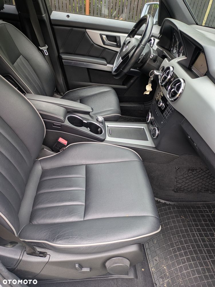 Mercedes-Benz GLK 220 CDI DPF BlueEFFICIENCY 7G-TRONIC SPORT EDITION - 21