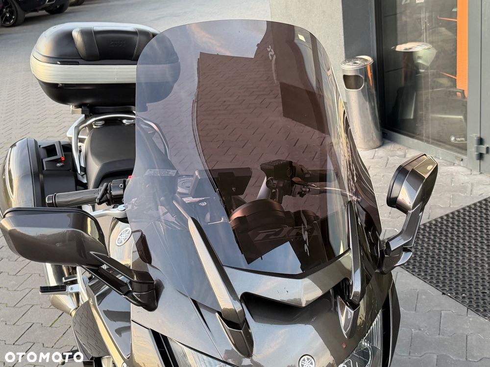 Yamaha FJR - 22