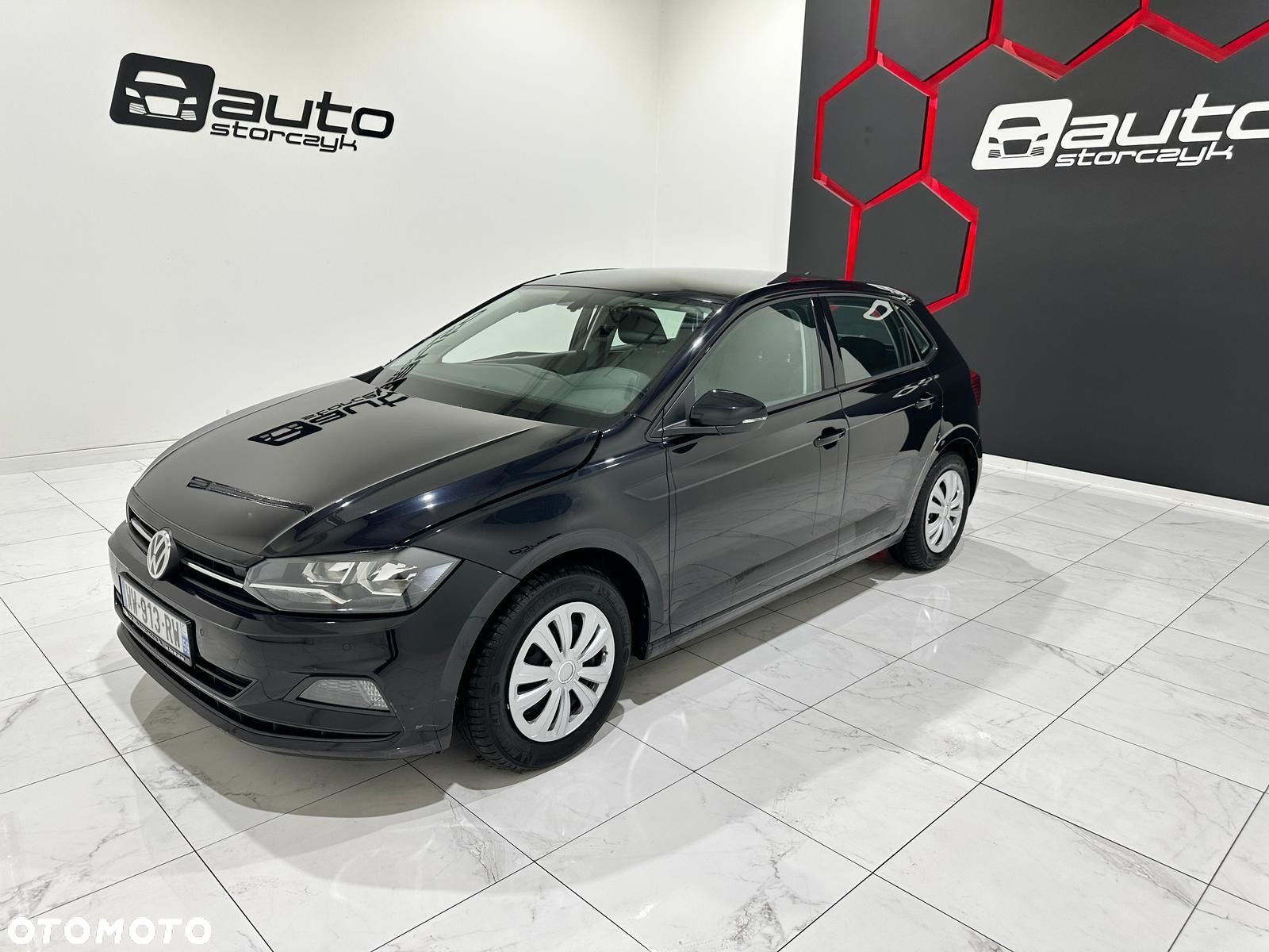 Volkswagen Polo - 1