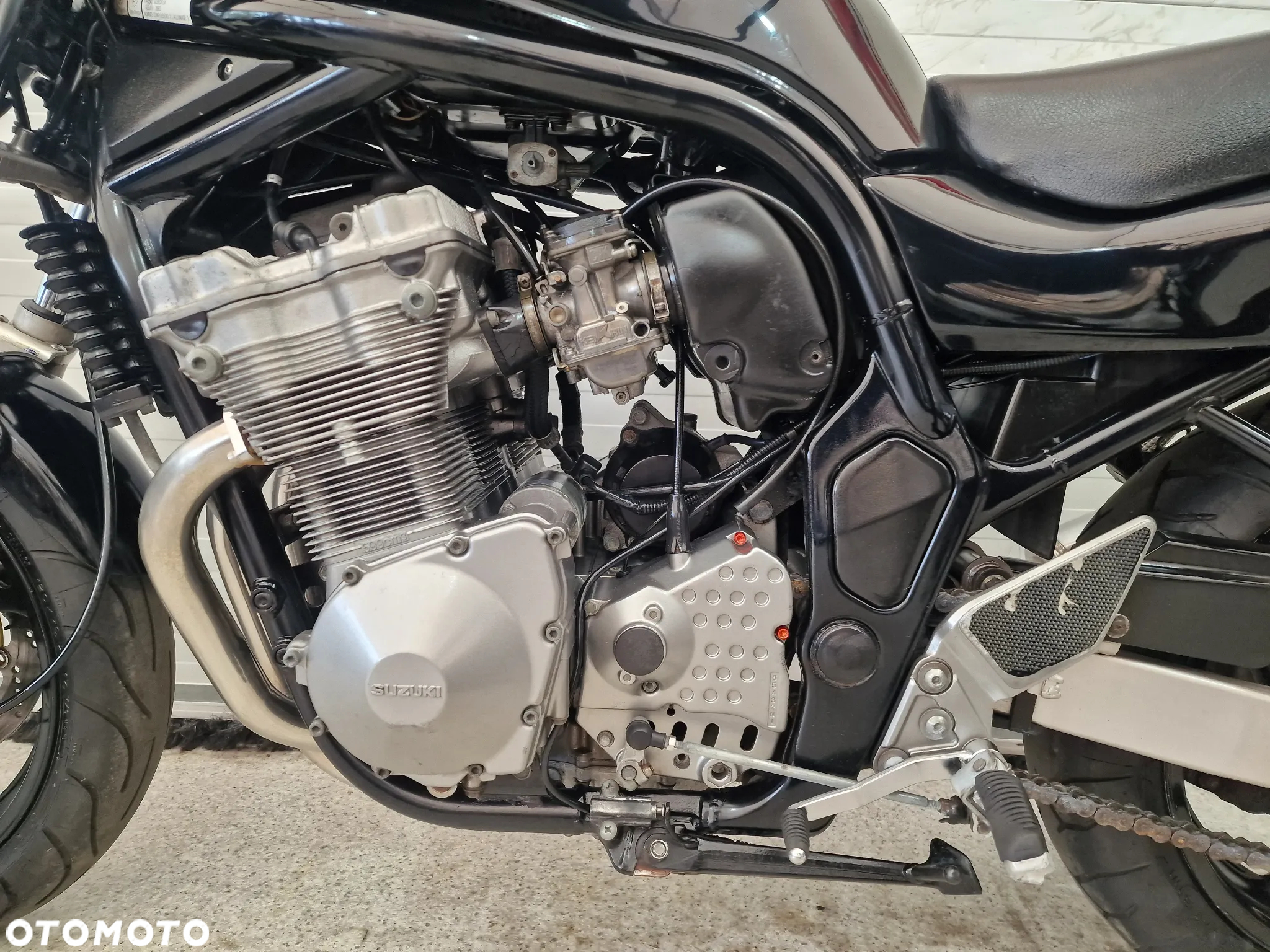 Suzuki Bandit - 11