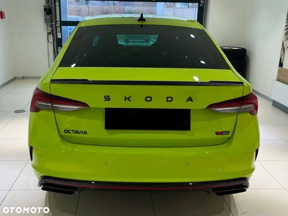 Skoda Octavia 2.0 TSI RS DSG - 5