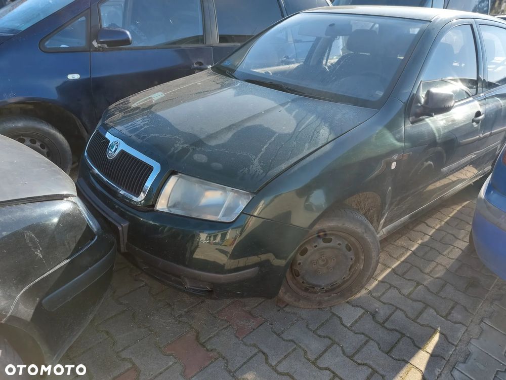 Skoda Fabia benzyna 1.4 i 1,2 benzyna na części - 4