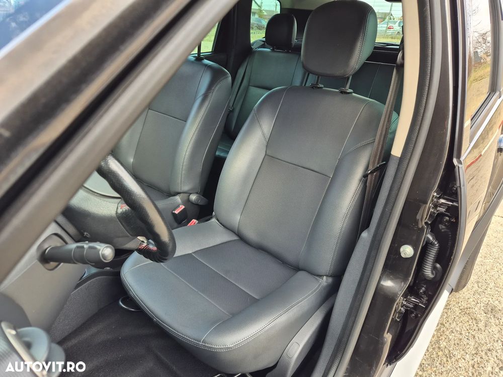 Dacia Duster 1.5 dCi 4x4 Laureate - 21