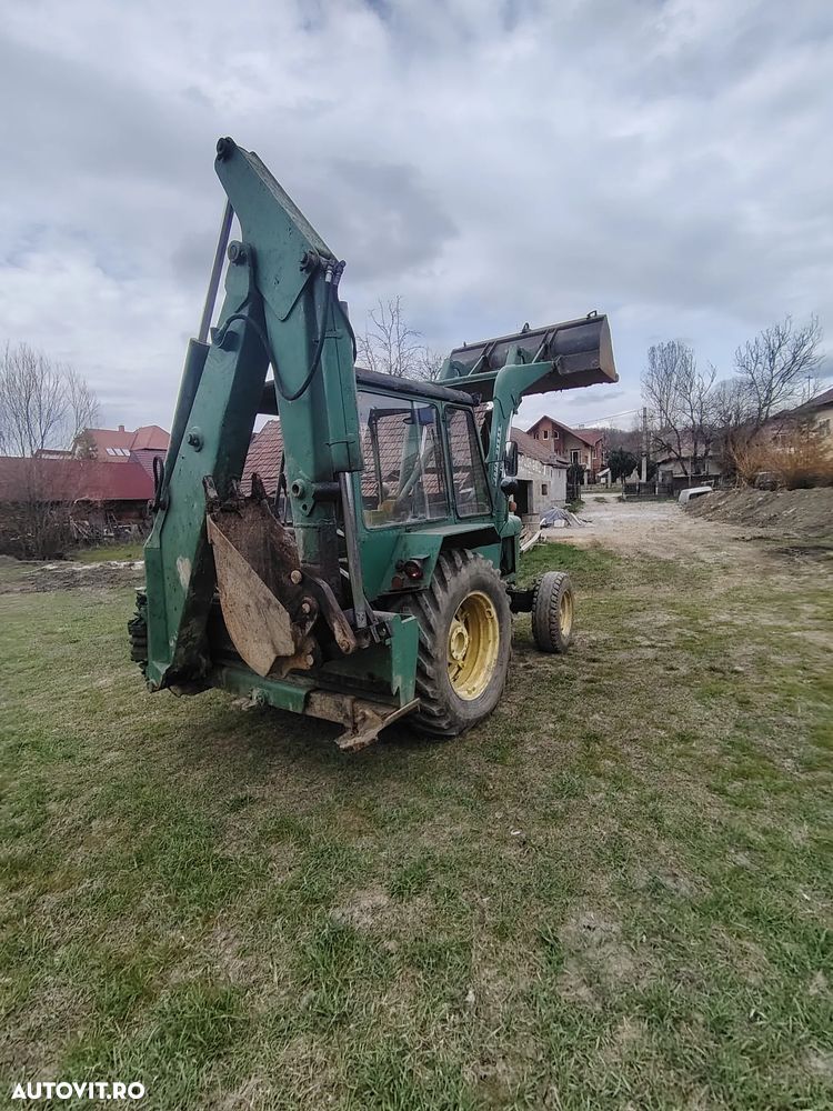 John Deere Deer - 10