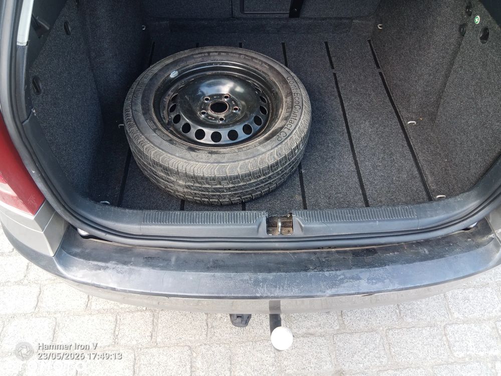 Skoda Octavia 1.6 Combi - 35
