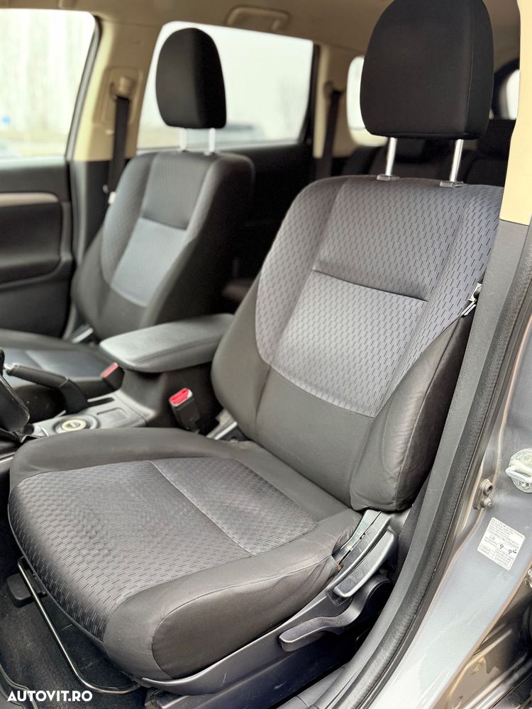 Mitsubishi Outlander 2.2 DI-D AS&G 6MT 4WD Invite A01 - 10