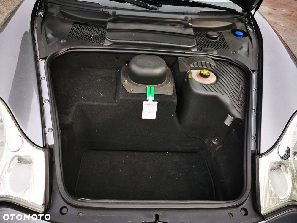 Porsche 911 Carrera 4 S Tiptronic - 19