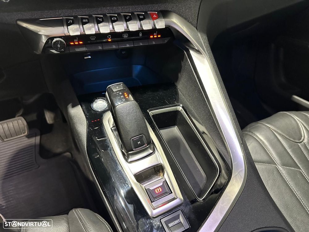 Peugeot 5008 1.5 BlueHDi Allure EAT8 - 37