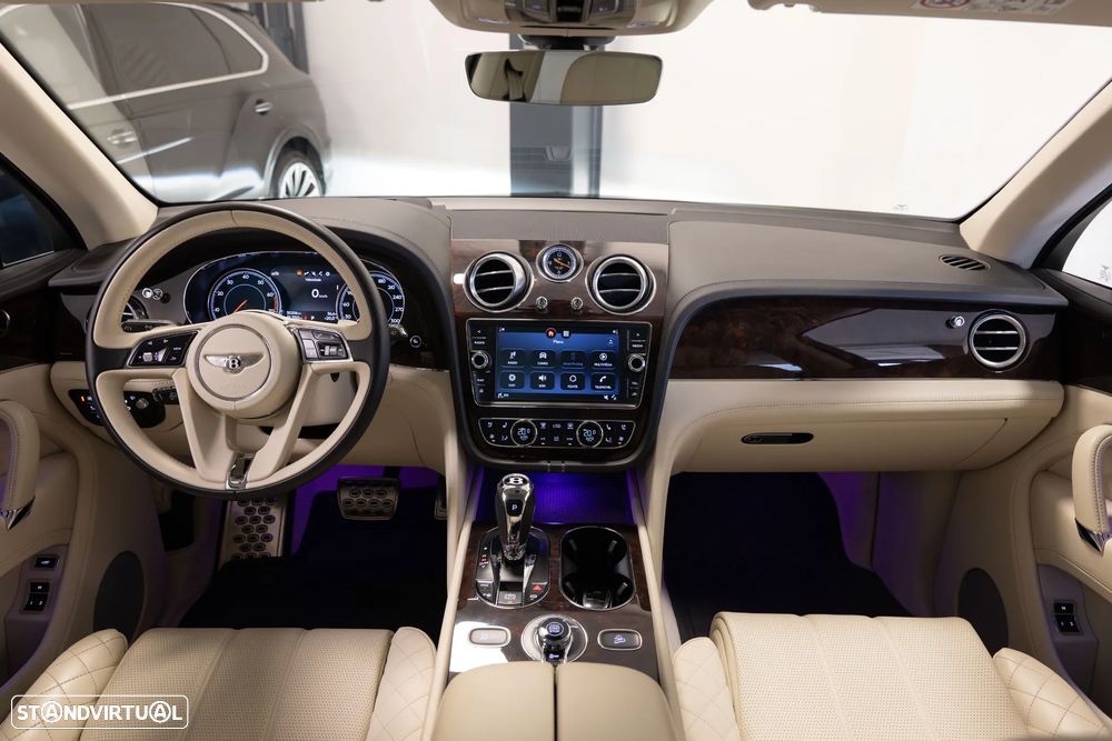 Bentley Bentayga W12 Mulliner - 10