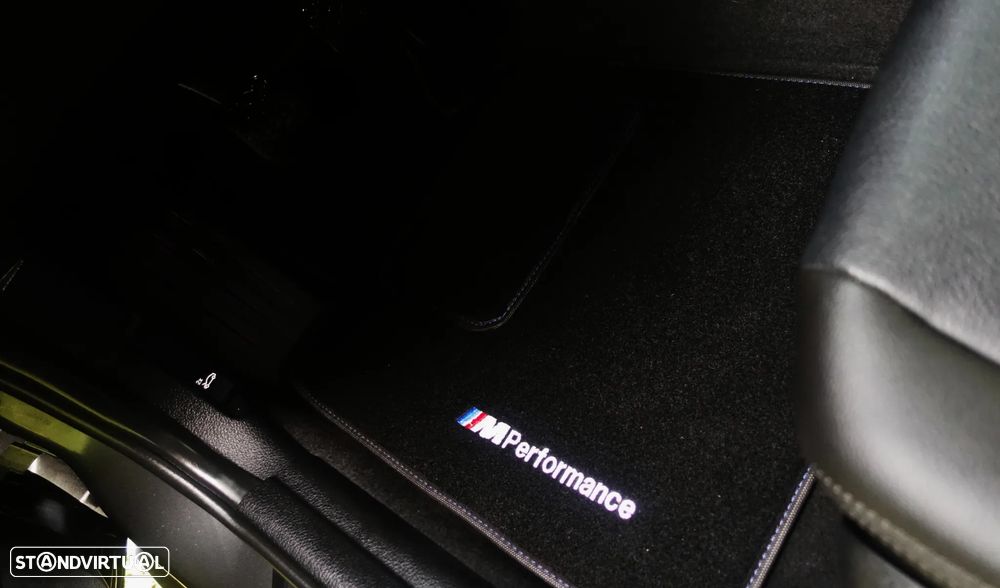 BMW 116 d Pack M - 39