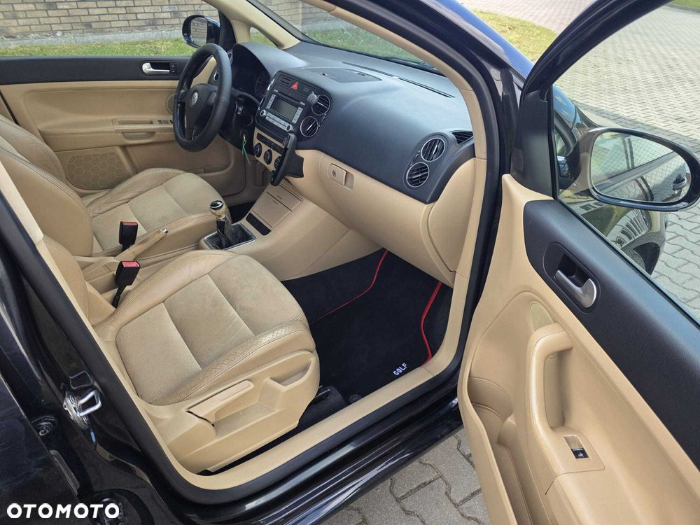 Volkswagen Golf Plus - 4
