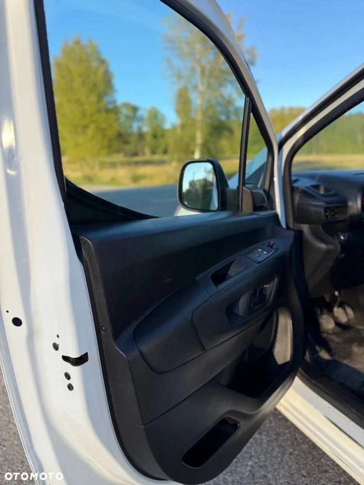 Opel Combo - 9