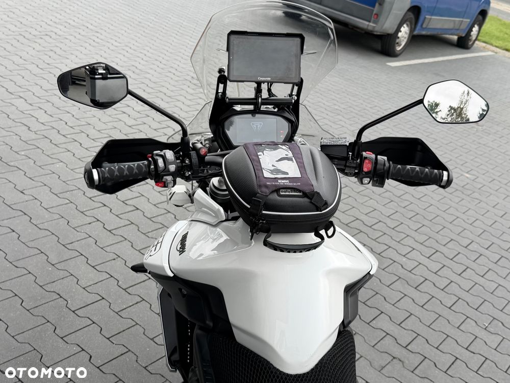 Triumph Tiger - 22