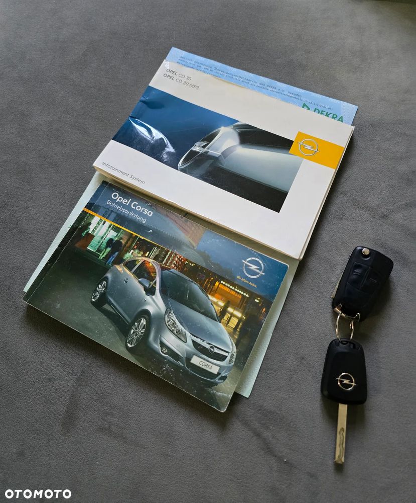 Opel Corsa 1.4 16V Innovation 110 Jahre - 31