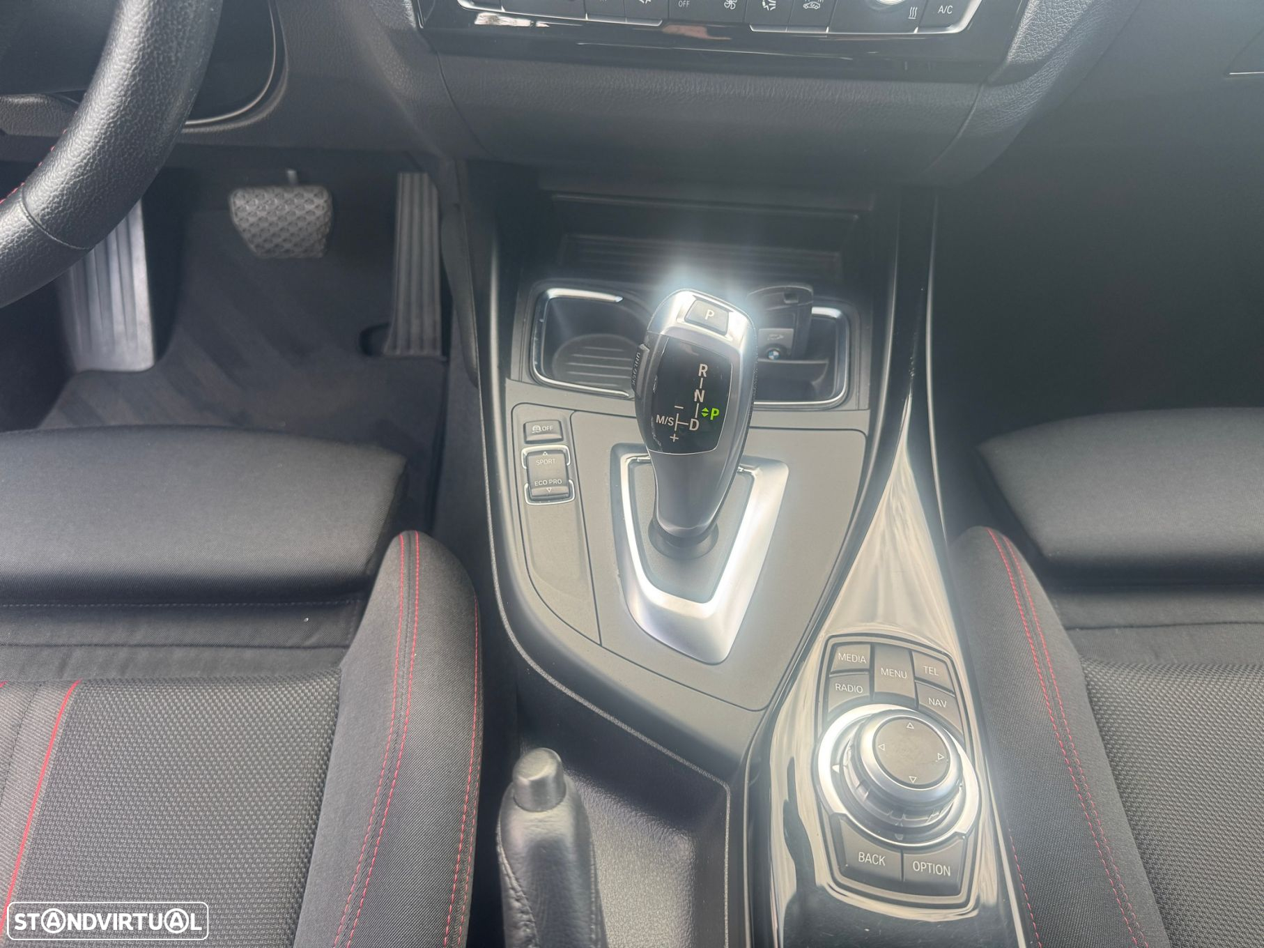 BMW 116 d Line Sport Auto - 24