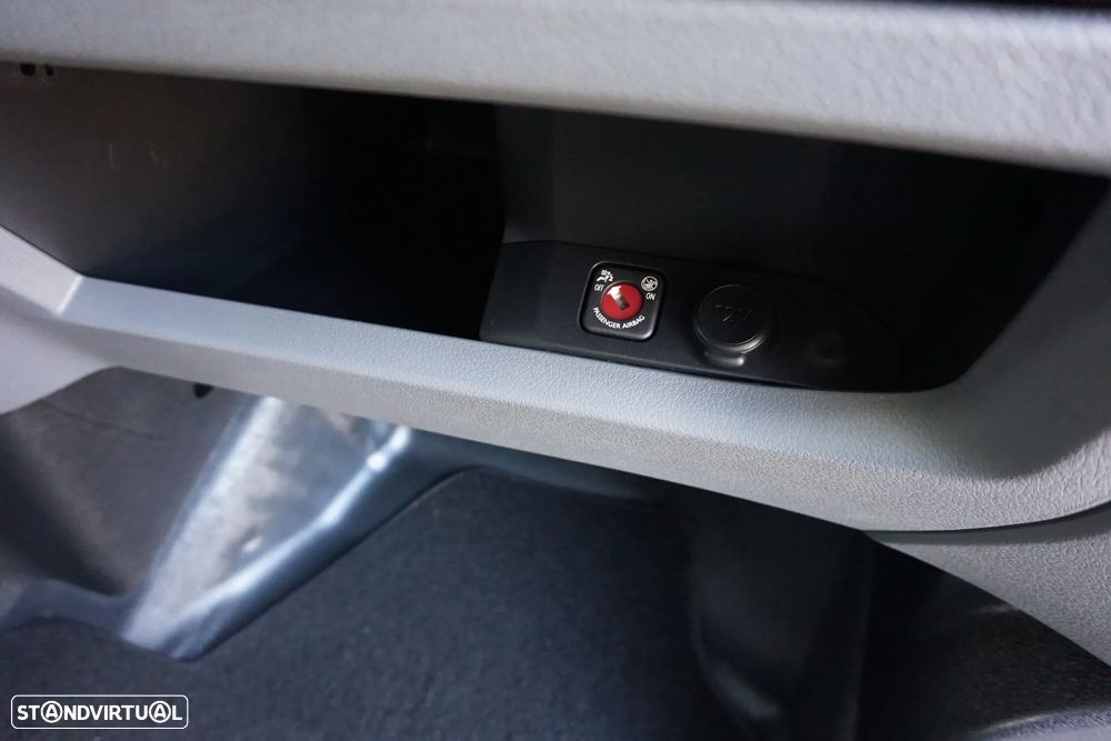 Opel Vivaro 2.0 cdti 145 L3H1 Essentia IVA dedutível - 48