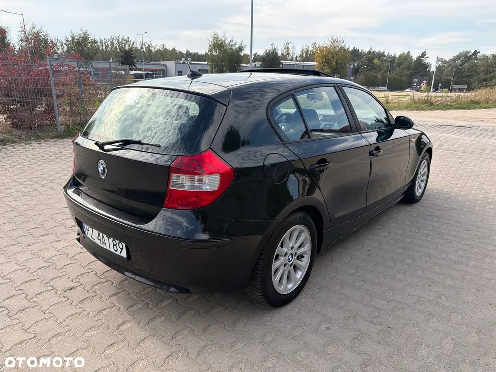 BMW Seria 1 116i - 23