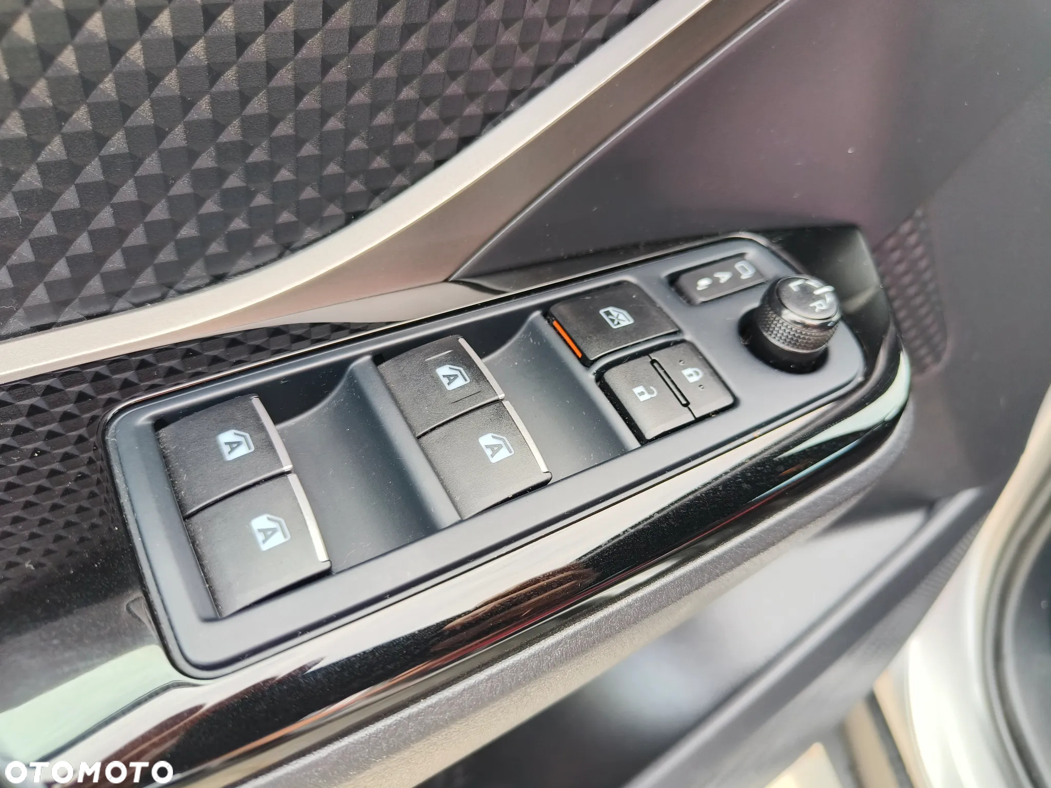 Toyota C-HR 1.8 Hybrid Selection - 12