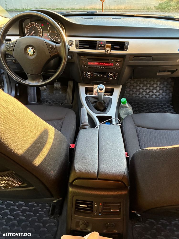 BMW Seria 3 316d - 21