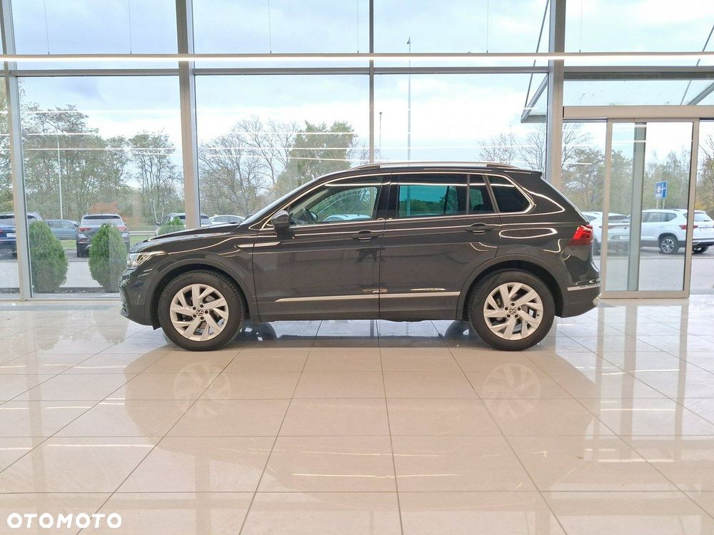 Volkswagen Tiguan - 4
