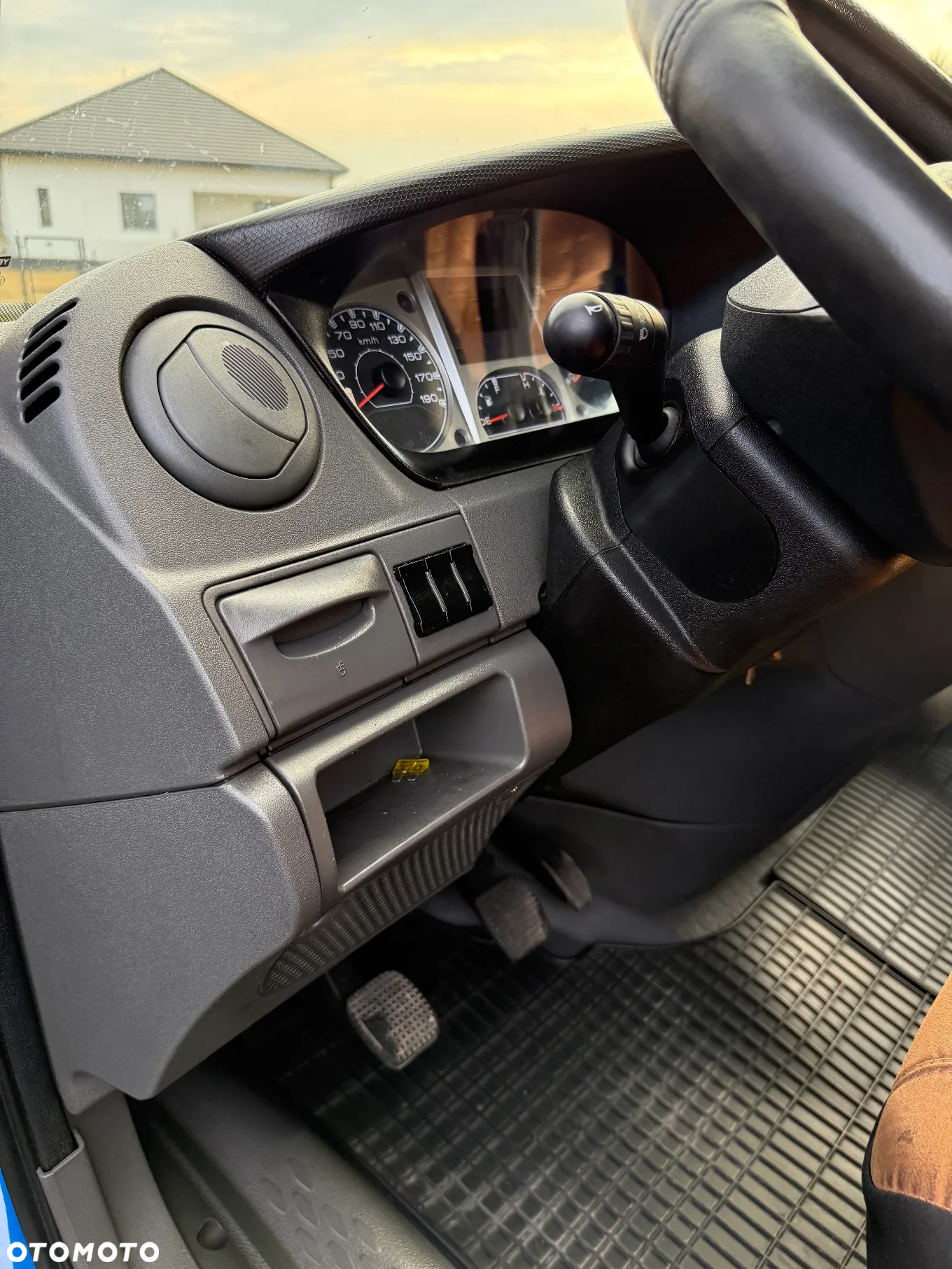Iveco 50C15 - 18