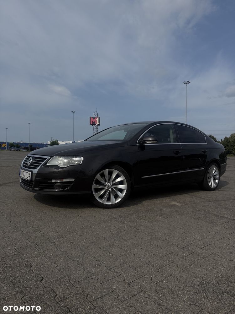 Volkswagen Passat 2.0 TDI DPF Highline - 1