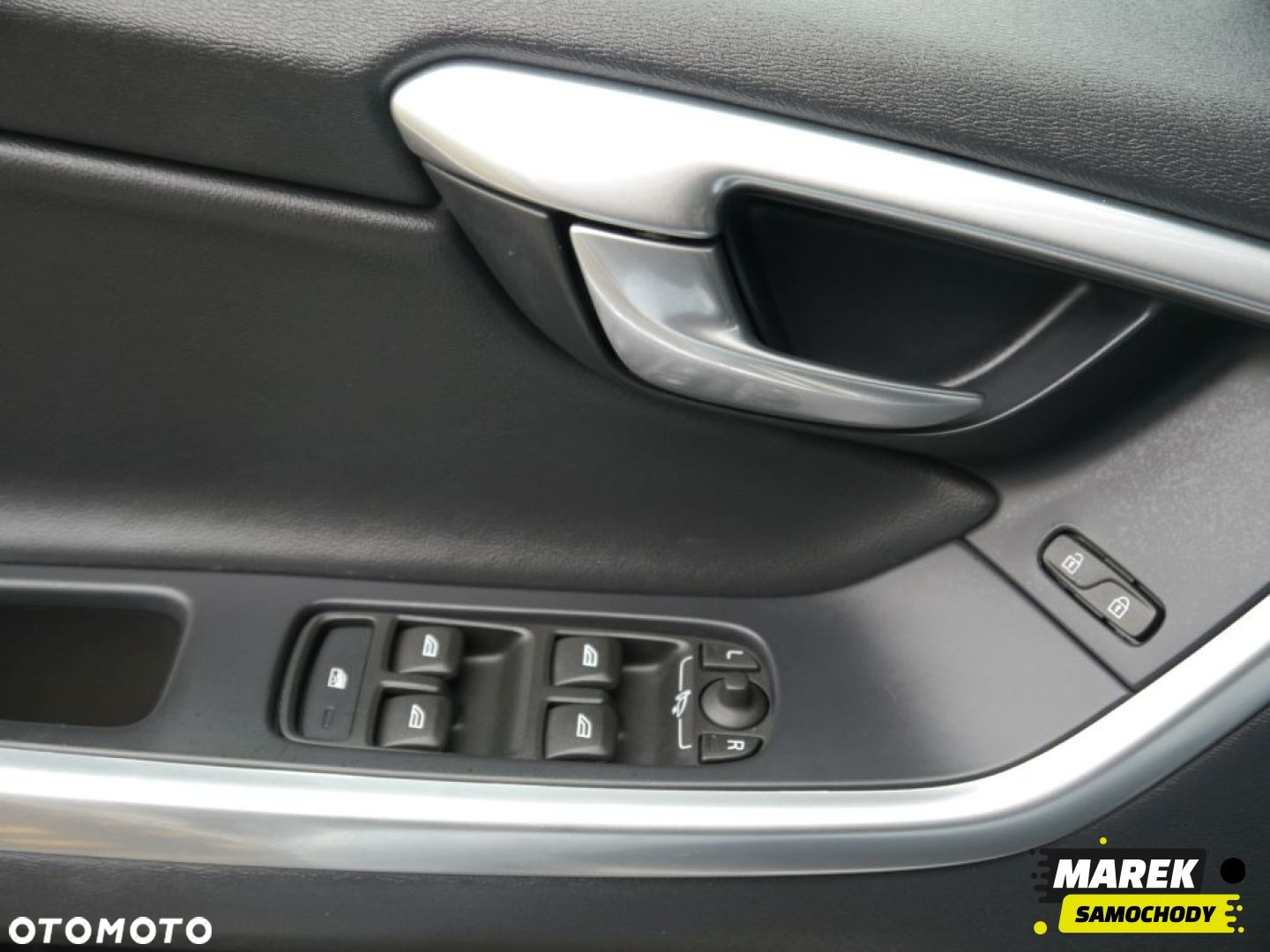 Volvo XC 60 - 21