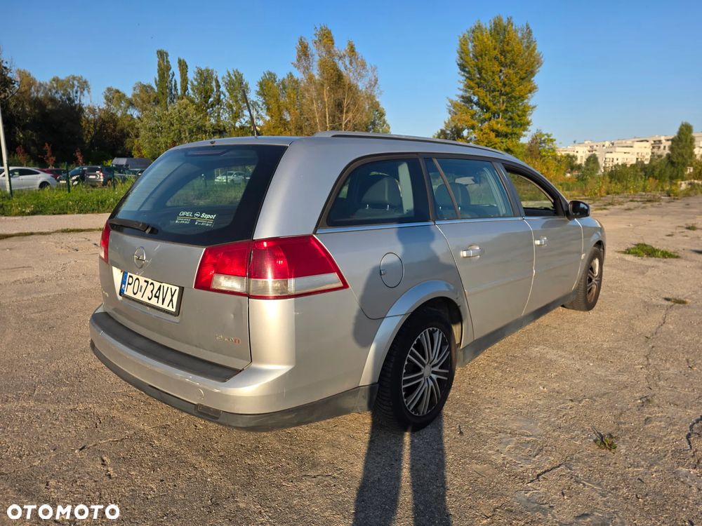 Opel Vectra 1.9 CDTI Cosmo - 24