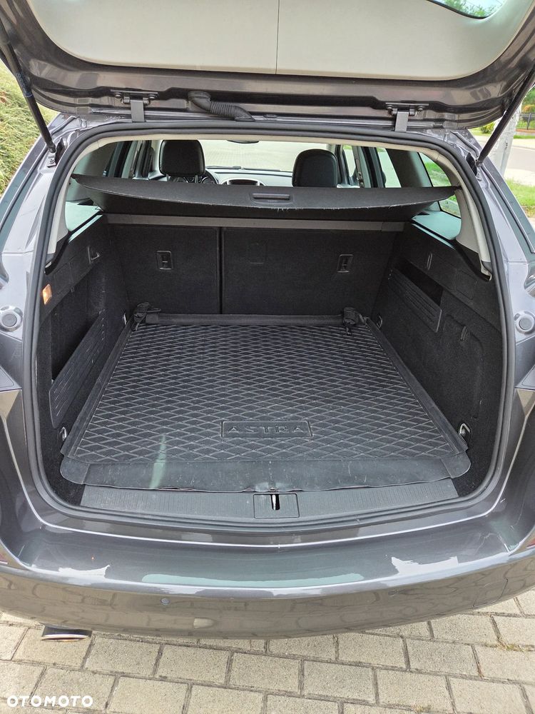 Opel Astra 1.4 T Cosmo - 15