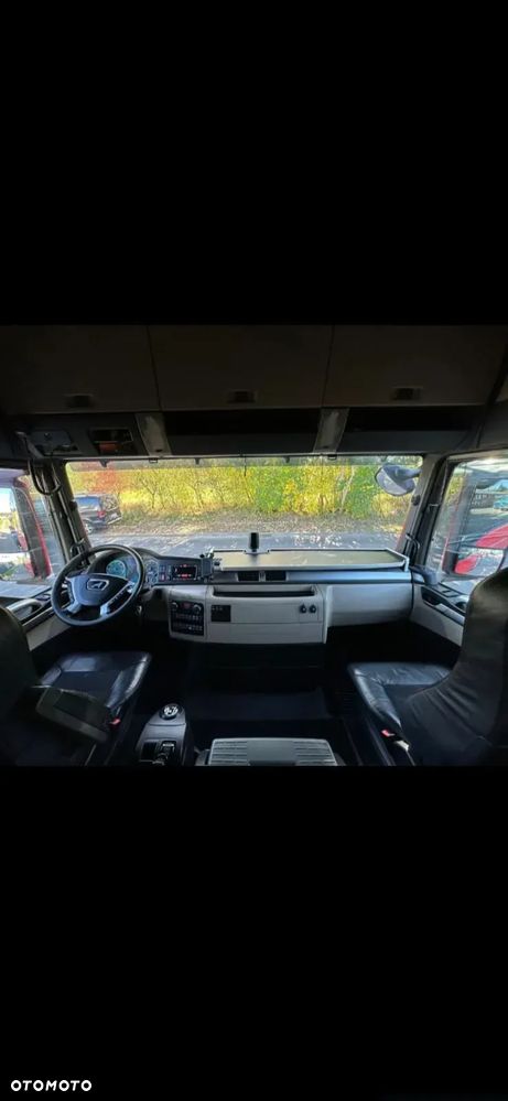 MAN TGX - 13
