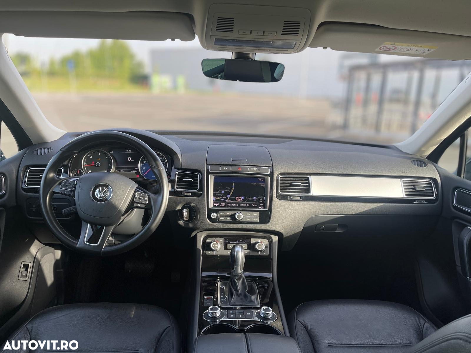 Volkswagen Touareg - 3
