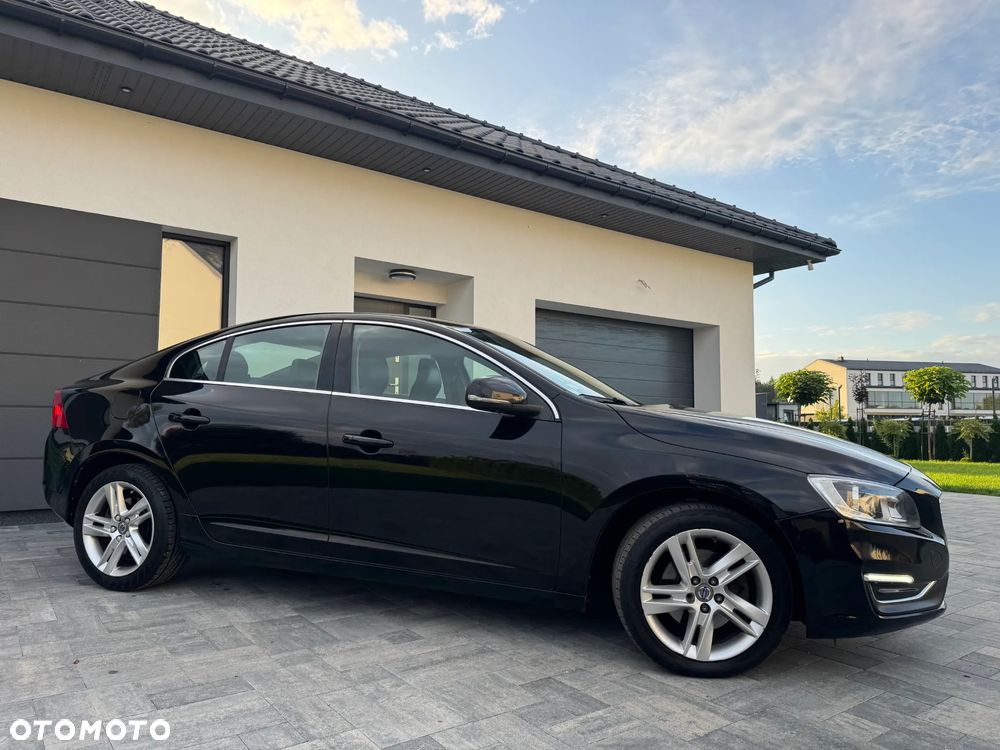 Volvo S60 D2 Summum - 32