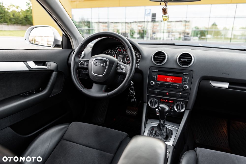 Audi A3 Sportback 2.0 TFSI Quattro Ambition S tronic - 27