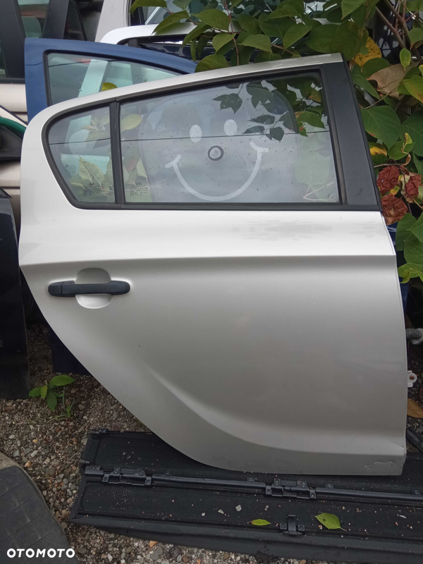 Drzwi Prawy Tył Hyundai i20 I