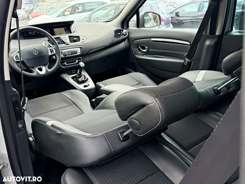 Renault Scenic - 20