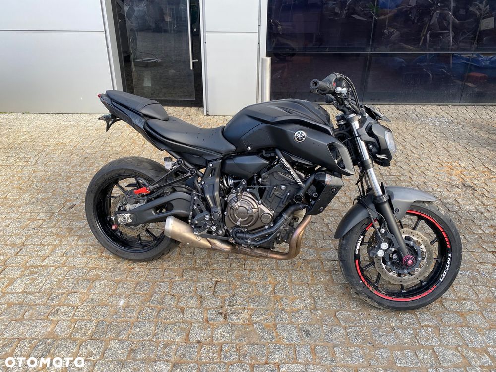 Yamaha MT - 2