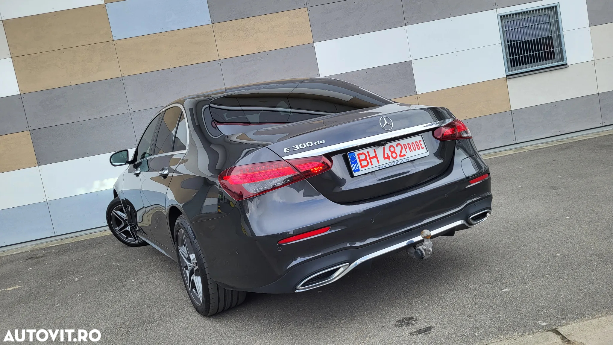 Mercedes-Benz E - 4