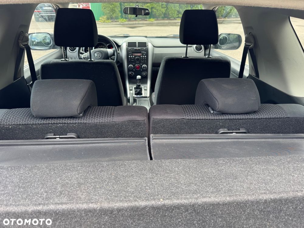 Suzuki Grand Vitara 1.9 DDiS Comfort - 11