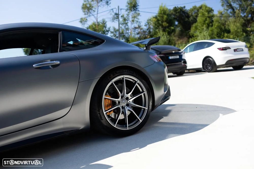 Mercedes-Benz AMG GT R - 20