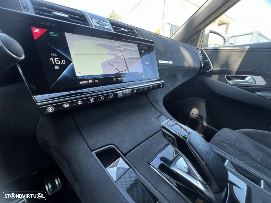 DS DS7 Crossback E-Tense Performance Line EAT8 - 32