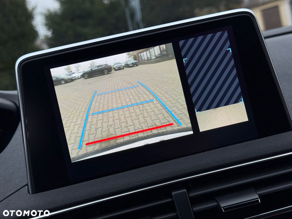 Peugeot 3008 1.5 BlueHDi GT S&S EAT8 - 28