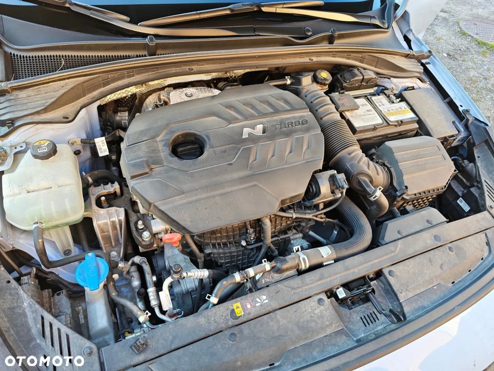 Hyundai i30 N 2.0 T-GDI Performance DCT - 24