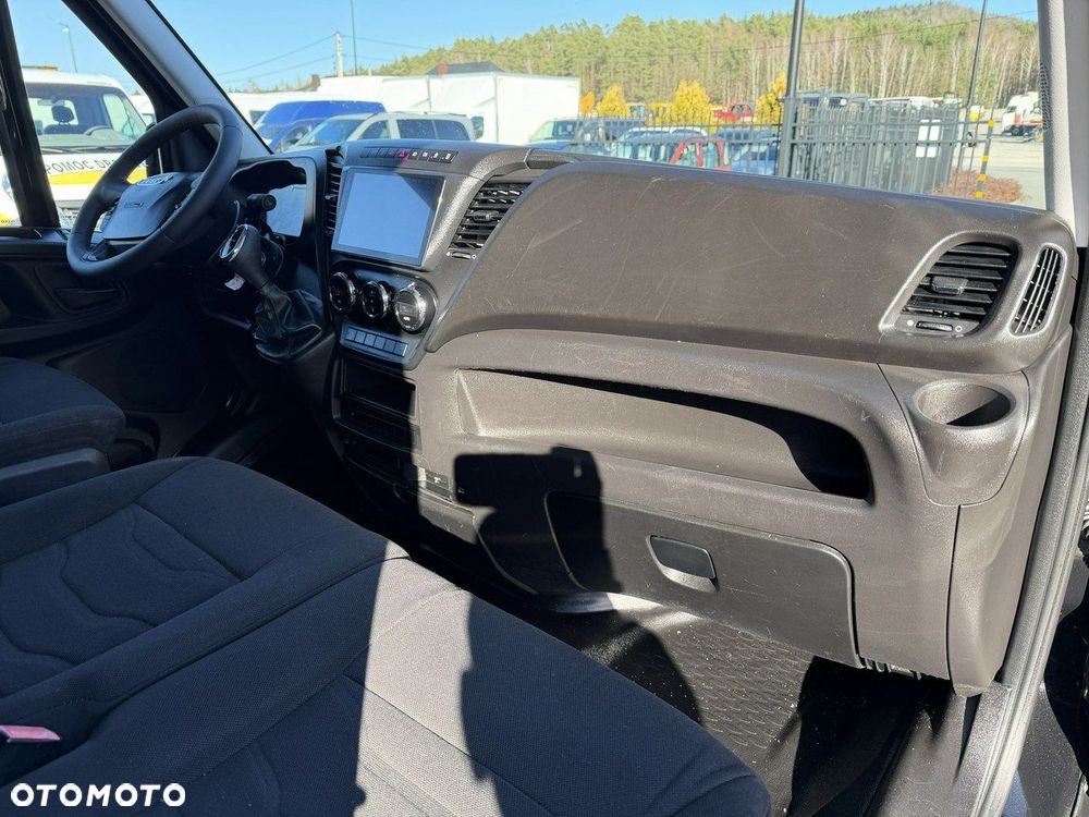 Iveco Daily 35C13 - 28