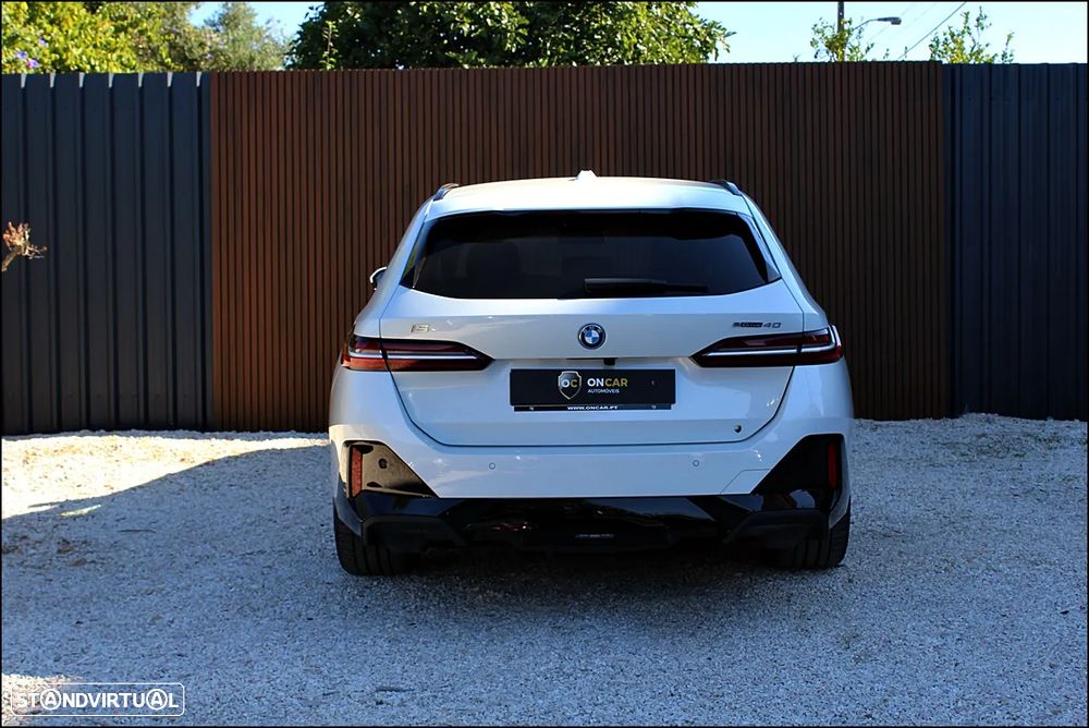 BMW i5 eDrive40 Pack Desportivo M - 17